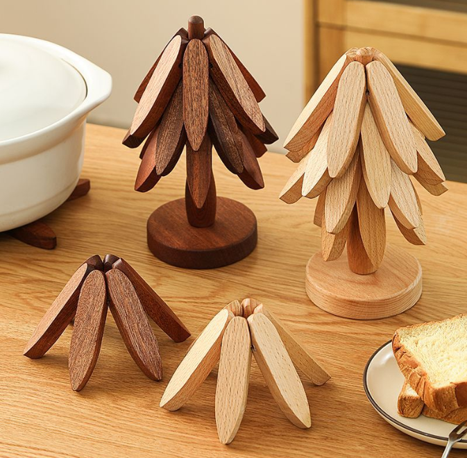 ✨Natural Tree Trivet Set - 4 Wooden Trivets & 1 Stand Like a Christmas Tree